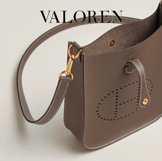 Hermès Evelyne III TPM Bag in Etoupe Clemence Leather with Gold Hardware – 99% New